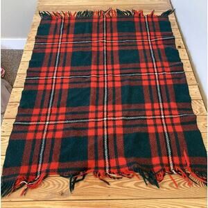 Connemara Rug 100% Pure Wool Fringe Throw Blanket Size 34x44 Red Green